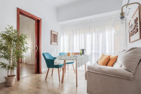 Pure Seville elegance and confort